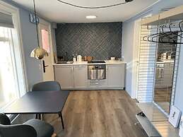 Baldursbra-Central Studio Apartment