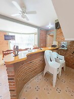 New Family House. Pool & BBQ Area