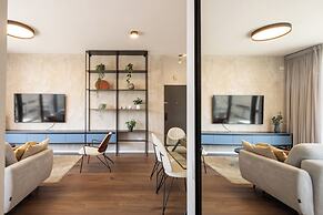 Modern Cozy Dream by Sea N' Rent