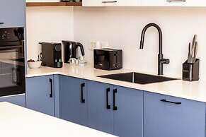 Modern Cozy Dream by Sea N' Rent