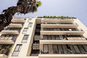 Modern Cozy Dream by Sea N' Rent