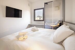 Modern Cozy Dream by Sea N' Rent