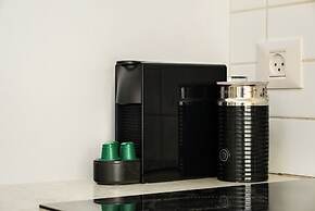 Shenkin Eclectic Blue Apt by Sea N' Rent