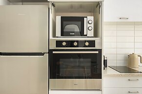 Shenkin Eclectic Blue Apt by Sea N' Rent