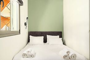 Shenkin Eclectic Blue Apt by Sea N' Rent