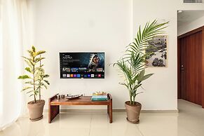 Shenkin Eclectic Blue Apt by Sea N' Rent