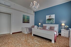 Accademia Opera Deluxe by Wonderful Italy