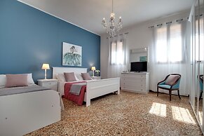 Accademia Opera Deluxe by Wonderful Italy