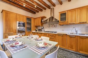 Al Campanile View Terrace by Wonderful Italy