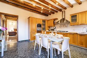 Al Campanile View Terrace by Wonderful Italy