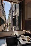 Rugabella Rialto by Wonderful Italy