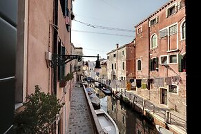 Laguna Luxury 1 by Wonderful Italy