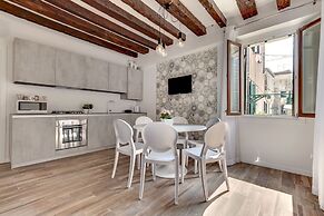 Laguna Luxury 1 by Wonderful Italy