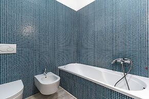 Rialto Grand Canal by Wonderful Italy