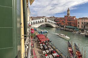 Rialto Grand Canal by Wonderful Italy