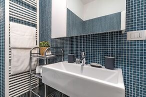 Rialto Grand Canal by Wonderful Italy