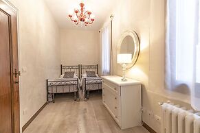 Rialto Grand Canal by Wonderful Italy