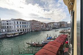 Rialto Grand Canal by Wonderful Italy