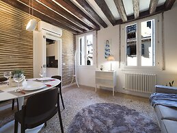 Majestic Rialto House by Wonderful Italy