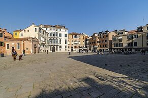 Ca Della Commedia by Wonderful Italy