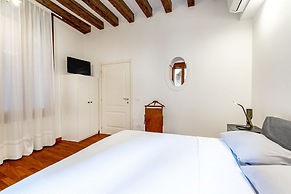 Ca Della Commedia by Wonderful Italy