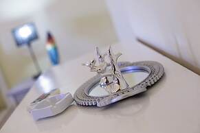 PC066 CONDO RENTAL  PROCAB