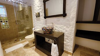 Tuki Hostel & Lounge