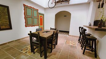 Tuki Hostel & Lounge