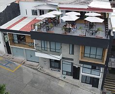 Tuki Hostel & Lounge