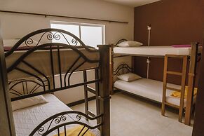 Tuki Hostel & Lounge