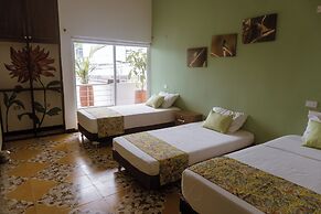 Tuki Hostel & Lounge