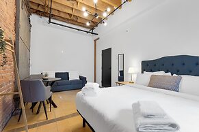 The Little Prince Rooms-Old Montreal