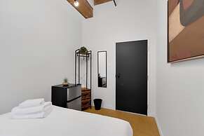 The Little Prince Rooms-Old Montreal