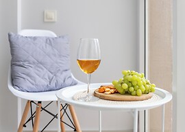 Spacious apartment near DanaMall