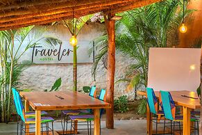 Traveler Hostel