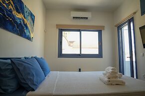 Sapphire Zafeirenias Gem House With Jacuzzi