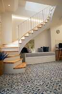 Sapphire Zafeirenias Gem House With Jacuzzi