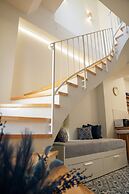 Sapphire Zafeirenias Gem House With Jacuzzi