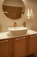 Sapphire Zafeirenias Gem House With Jacuzzi