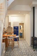 Sapphire Zafeirenias Gem House With Jacuzzi