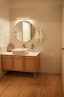 Sapphire Zafeirenias Gem House With Jacuzzi