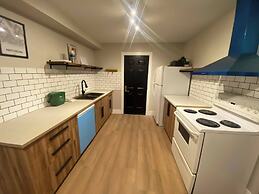 Newly Renovated 1br1ba With Asian Style