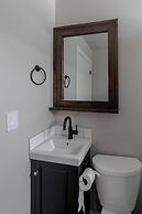 Guest Suite Close To Whtye Ave