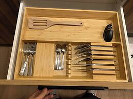 Guest Suite Close To Whtye Ave