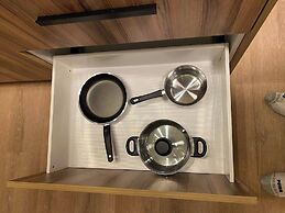 Guest Suite Close To Whtye Ave