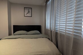 Guest Suite Close To Whtye Ave