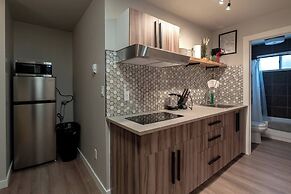 Guest Suite Close To Whtye Ave