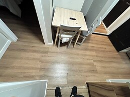 Guest Suite Close To Whtye Ave