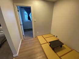 Close To Whyte University New Renovation