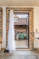 Cipressi Spectacular Italian Tuscan Loft